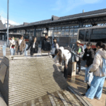 可部駅前のモニュメント広場